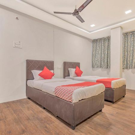 Hotel O Ankitha Grand Kondapur  Buitenkant foto