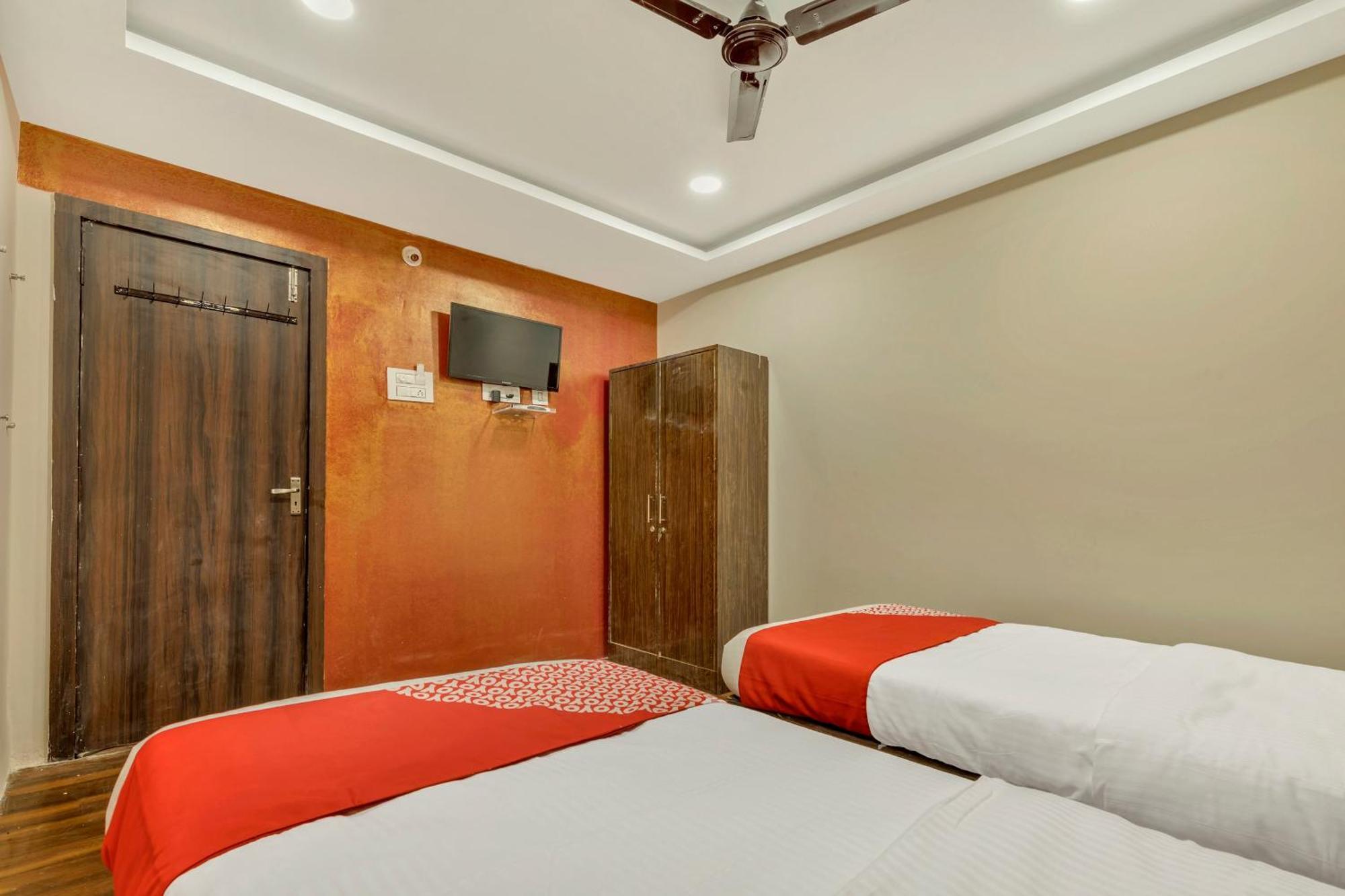 Hotel O Ankitha Grand Kondapur  Buitenkant foto
