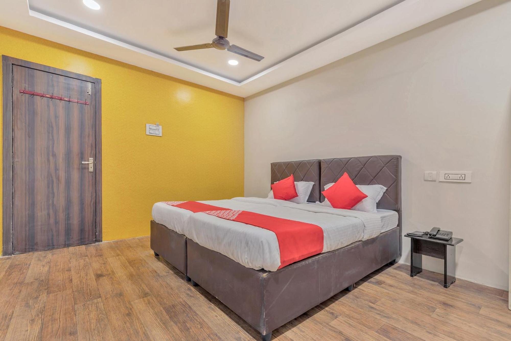 Hotel O Ankitha Grand Kondapur  Buitenkant foto